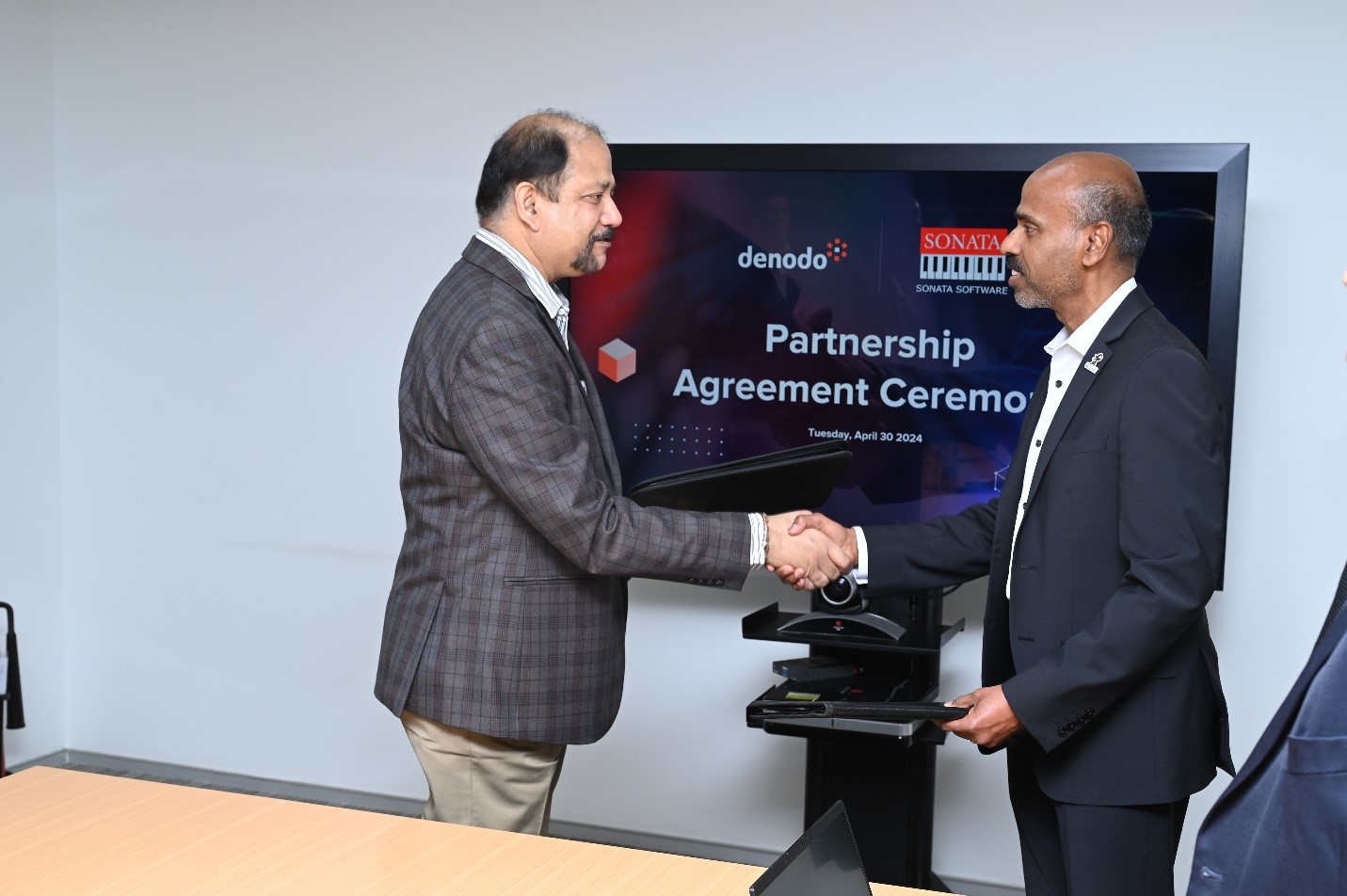 The Partnership Agreement Ceremony: Sujit Mohanty, Managing Director and Chief Executive Officer, SITL and Ravi Shankar, Senior Vice President and Chief Marketing Officer, Denodo